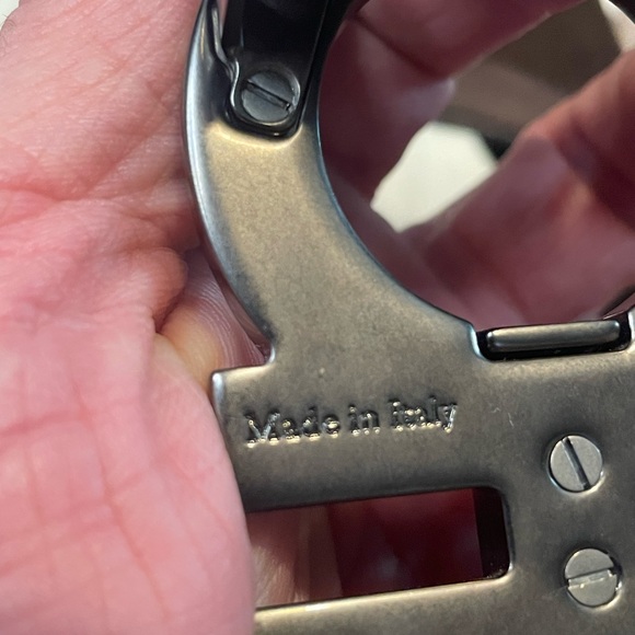 Salvatore Ferragamo brown suede belt - Picture 4 of 7